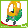 Car Design Plastic Ride on Car Toys pour les tout-petits LE-OT308 Qualité assurée Most Popular